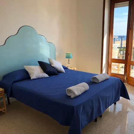 Ai Due Mari Apartment